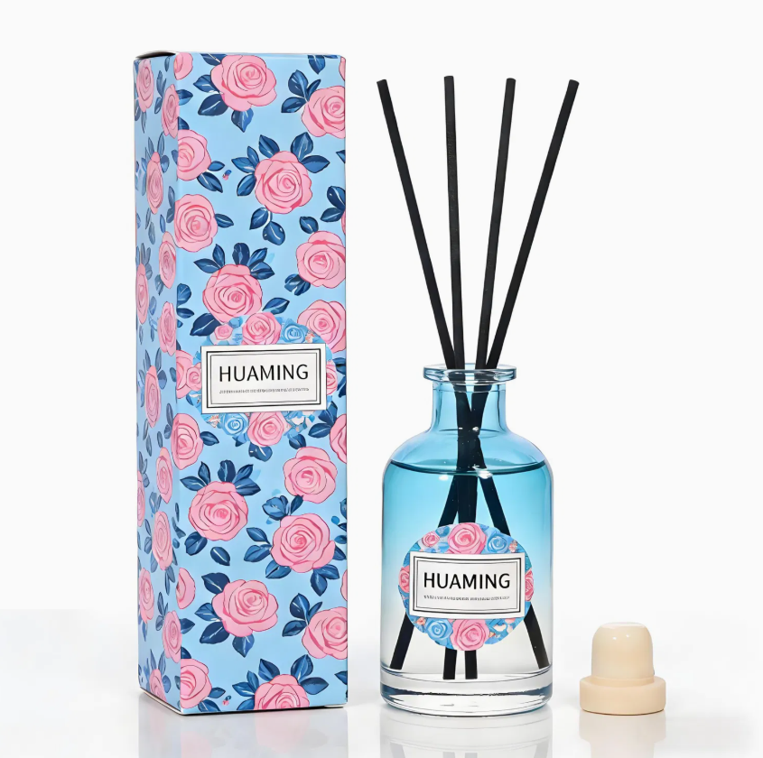 Huaming Rose Scent Flameless Reed Diffuser Set with Aromatherapy Oil